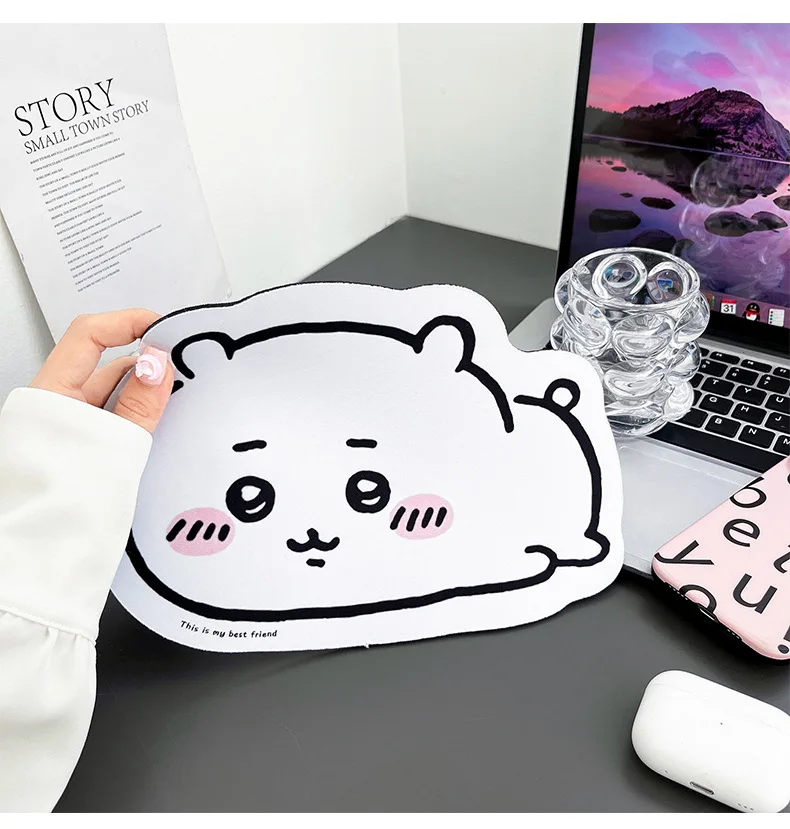 Chiikawa Cartoon Jiyi Usagi Ha – Leather Desk Pad Bewertung und Preis